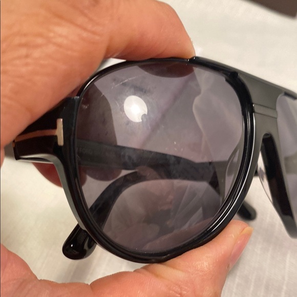 Tom Ford Black Sunglasses with Case - Picture 3 of 16